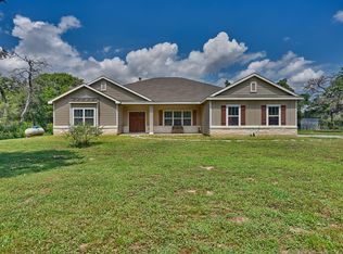 2612 Tiemann Rd, New Ulm, TX 78950