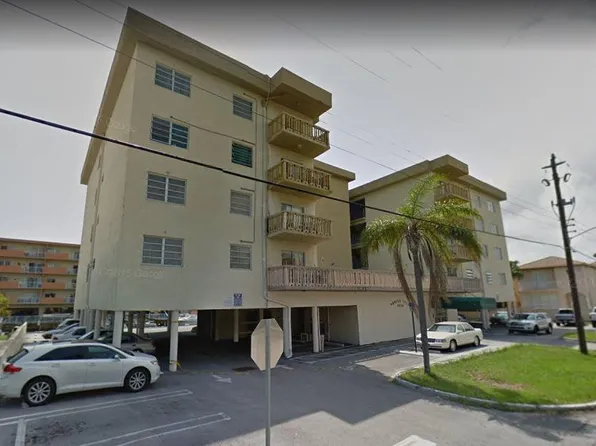 3536 NE 168th St #4, North Miami Beach, FL 33160
