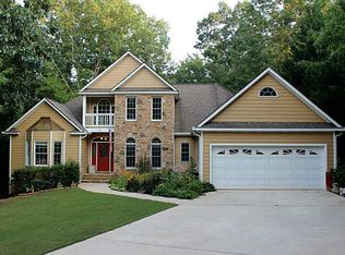88 Holly Dr, Dawsonville, GA 30534