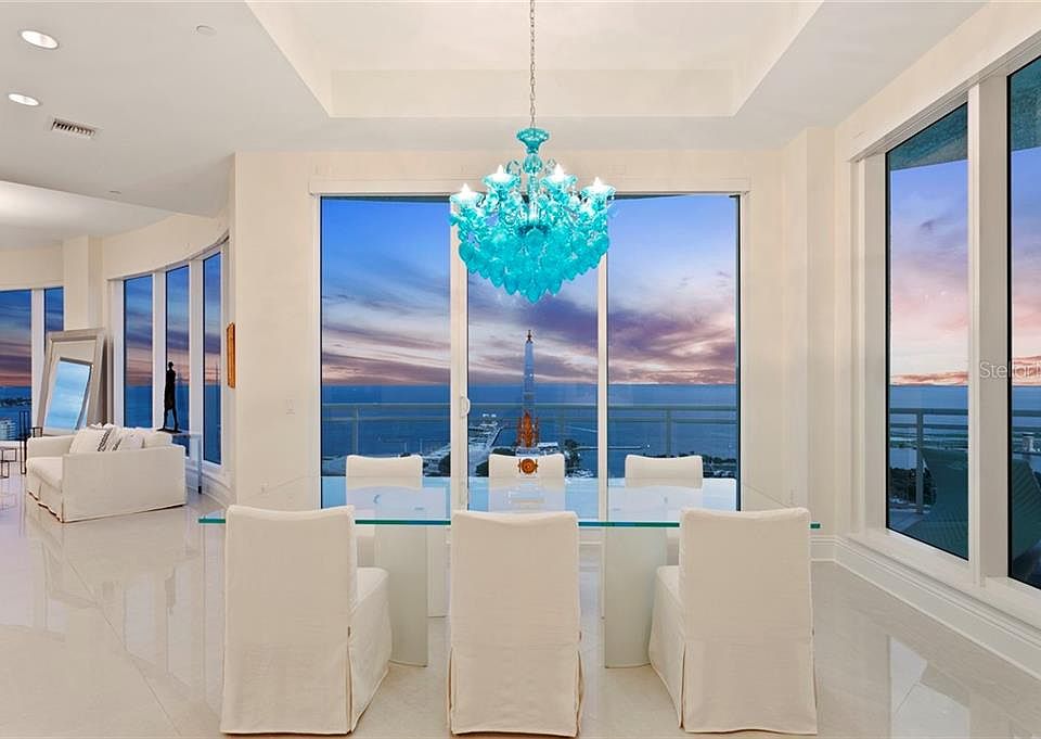 1st image of 180 Beach Dr NE Penthouse 2600