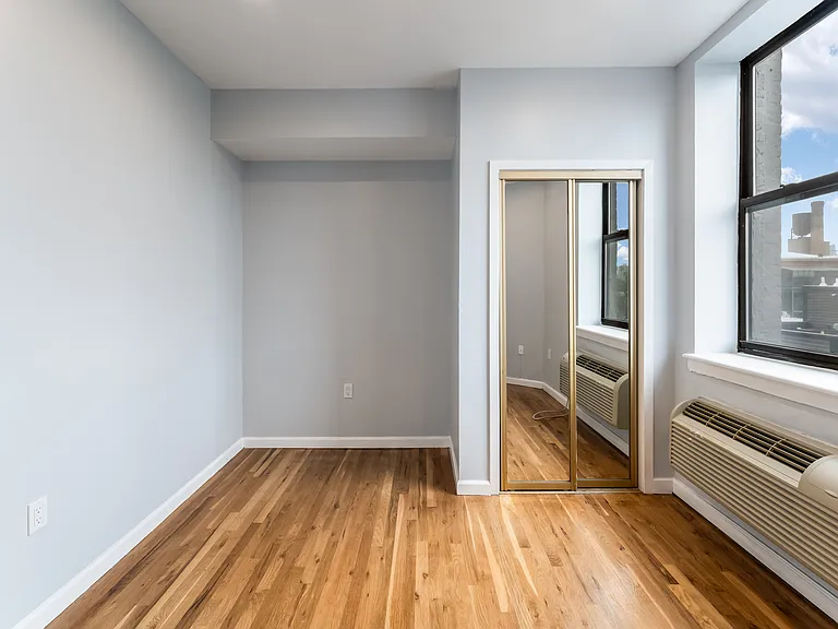 44 Sherman Ave #4B — Photo 19