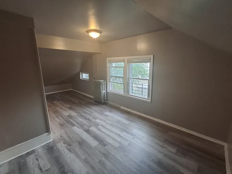 258 Van Nostrand Ave #2 — Photo 12