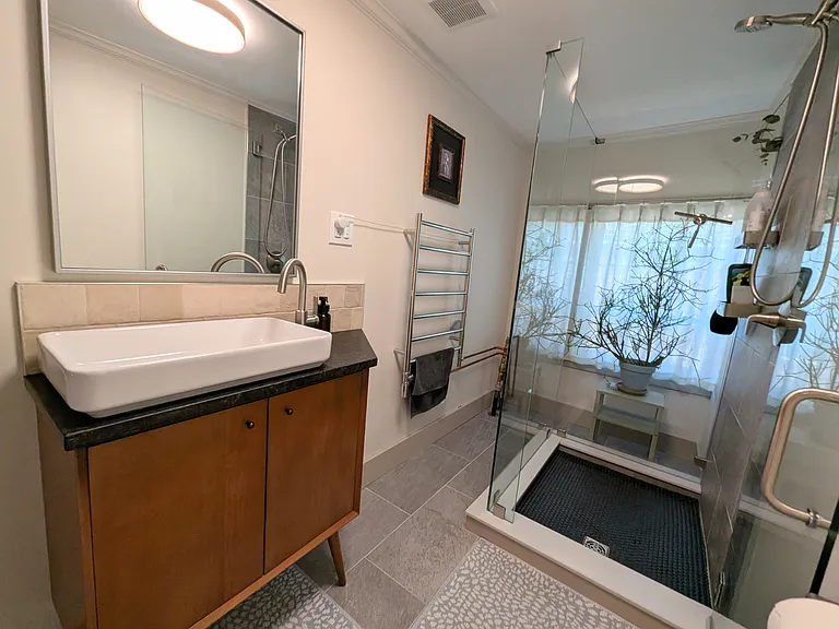 164 Danforth St #3 — Photo 12