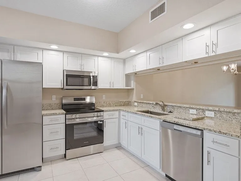 960 Starkey Rd #5105 — Photo 17