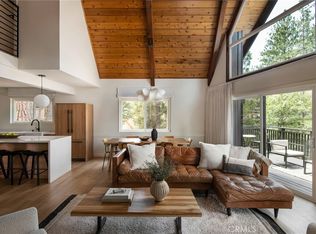 889 Sandalwood Dr, Lake Arrowhead, CA 92352