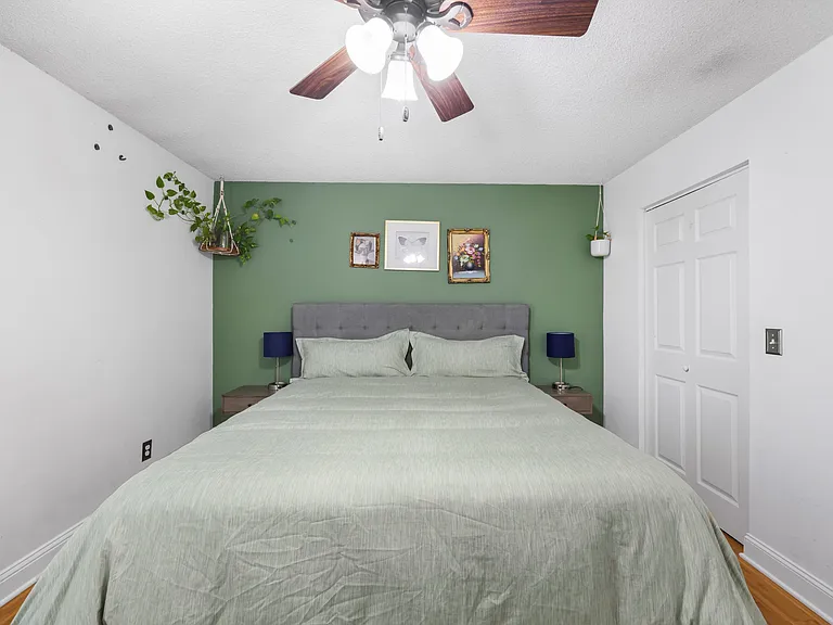 8410 Smoketree Cir — Photo 20