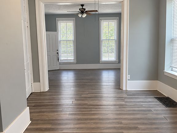 5th image of 519 S 8th St APT 1