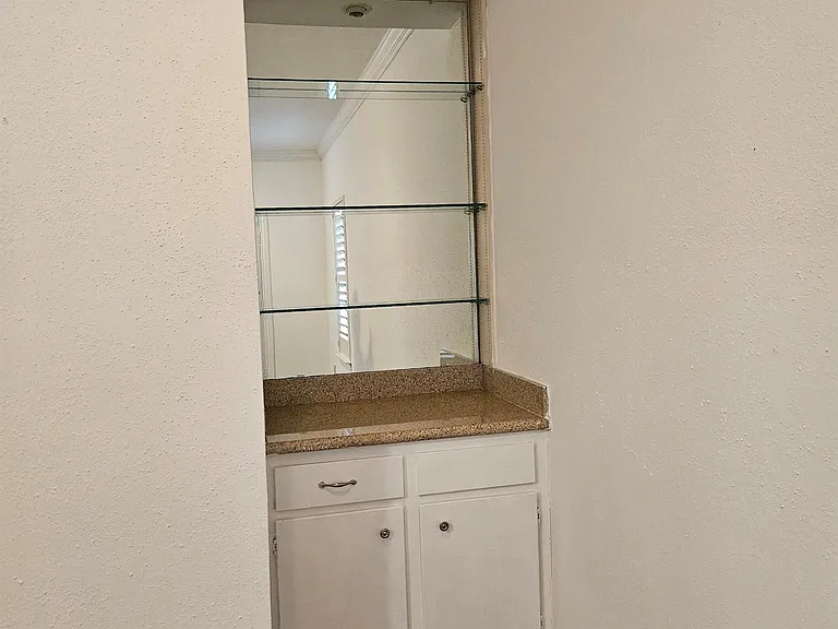712 Augusta Dr #712 — Photo 8
