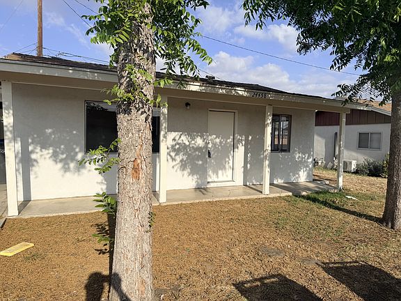 2nd image of 24458 Myers Ave