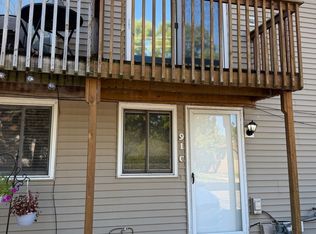 91 Edison Ct APT C, Fox Lake, IL 60020