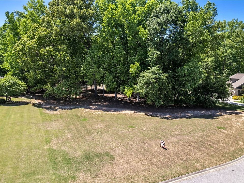 1st image of 109 Muscadine Ln