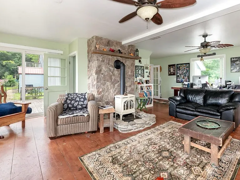 17 Gebig Rd #1 — Photo 9
