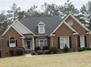 621 Fairway Lakes Rd, Greenwood, SC 29649