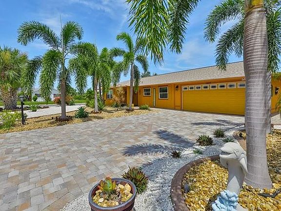 4th image of 1801 El Rio Dr
