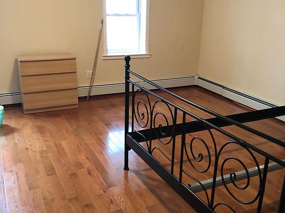 4th image of 1819 Trafalgar Pl #1