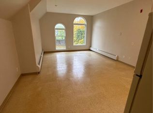 25 Winniett St #204, Woodstock, ON N4S 5Z4