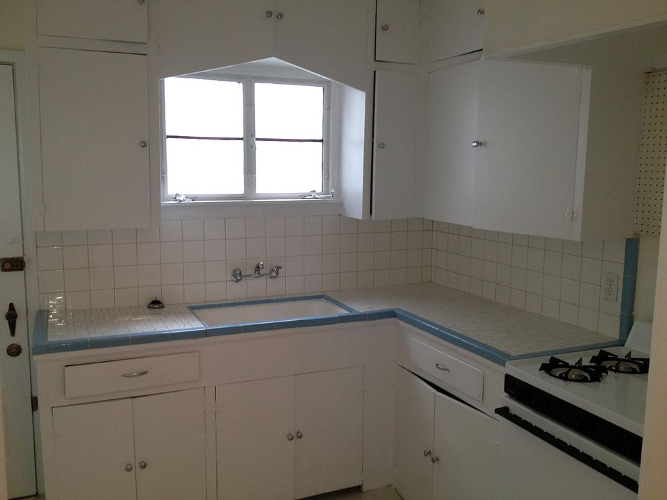 1st image of 2837 1/2 San Gabriel St