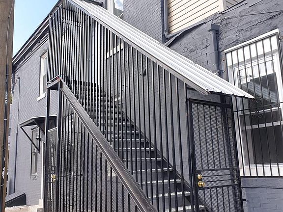 2nd image of 1951 E Monmouth St