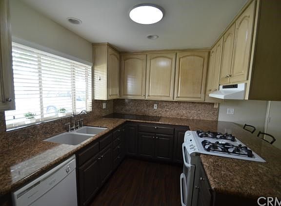 5th image of 28852 Stevens Ave