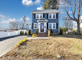 65 Hooper Rd, Dedham, MA 02026