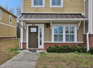 30 Hunters Run Ave, Pembroke, NC 28372