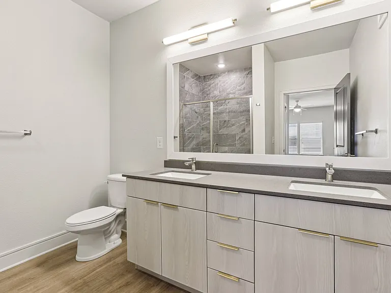 Sopra Luxury Living — Photo 85