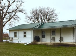 101 3rd St SE, Waucoma, IA 52171