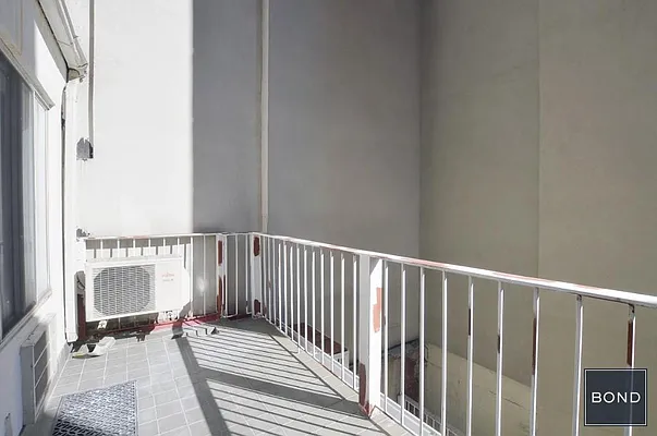 Rented by Bond New York | media 16