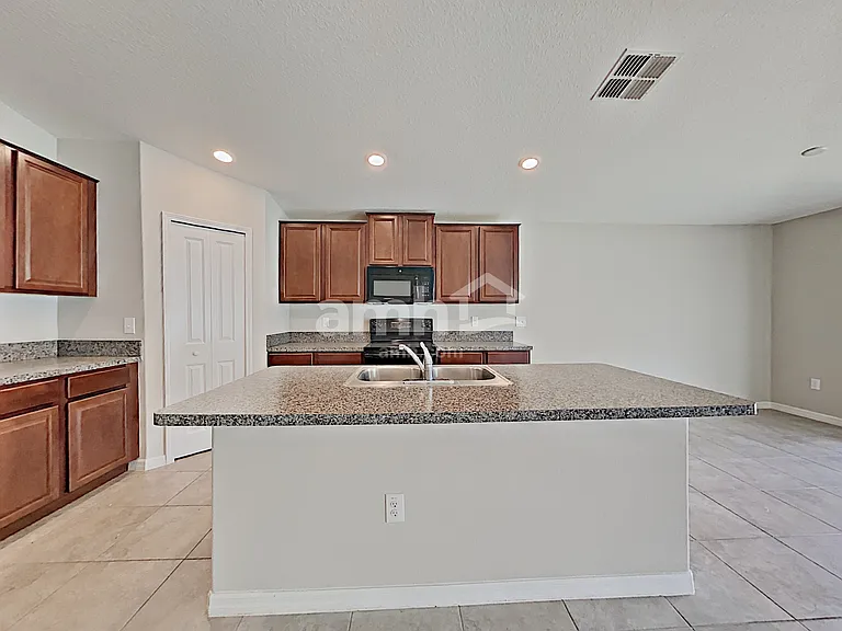 10132 Carloway Hills Dr — Photo 5