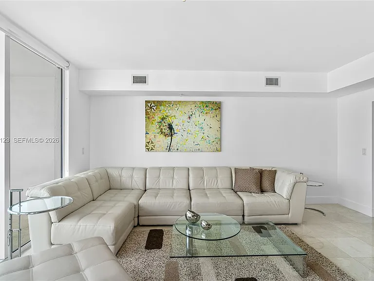 19400 Turnberry Way #1731 — Photo 5