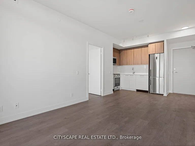 225 Veterans Dr #706 — Photo 12