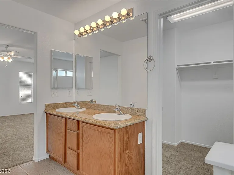 10439 Calypso Cave St — Photo 29