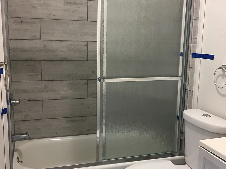 18014 Riverside Dr #4 — Photo 13