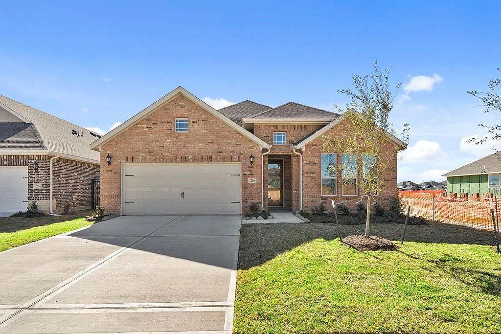 Building Photo - 2216 Inglenook Grove Dr