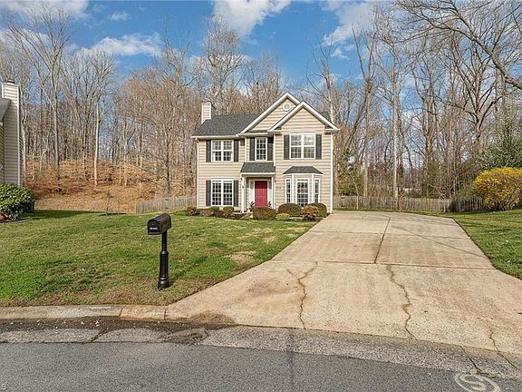 4th image of 2518 Glen Meadow Dr