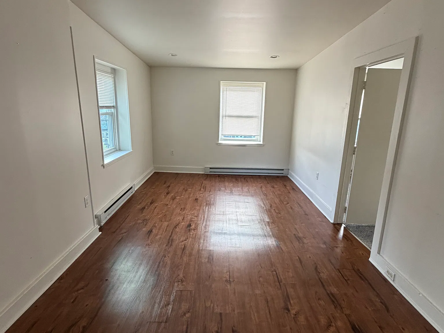 1 bed, $1,075 — Photo 4