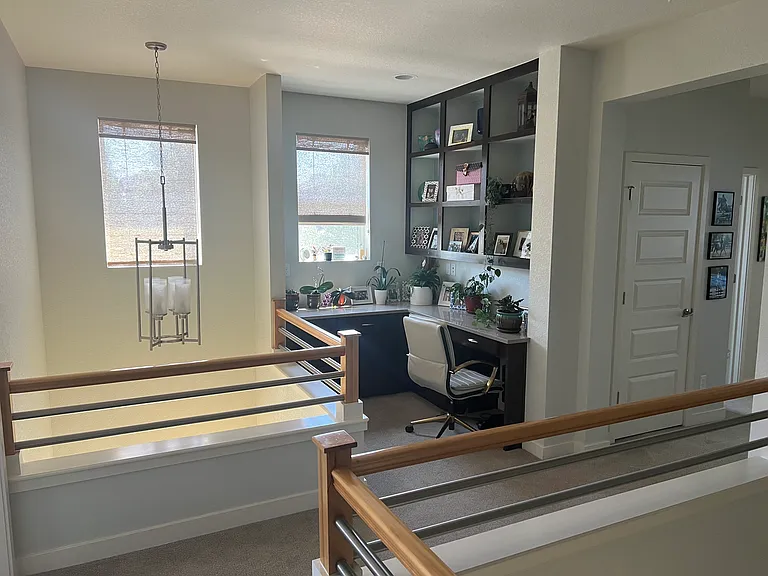 2050 W 67th Pl — Photo 4