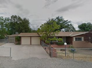 1206 Presidio Pl SW, Albuquerque, NM 87105