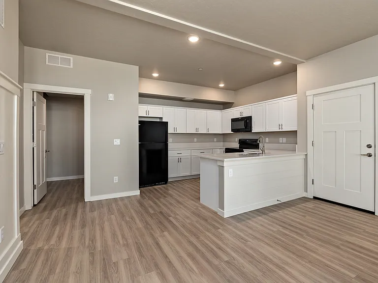 The Farmstead Apartments — Photo 27
