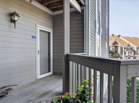 1044 Porte Harbour Arch, Hampton, VA