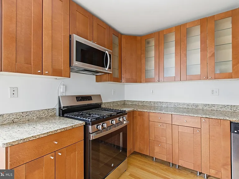 440 Delafield Pl NW — Photo 14