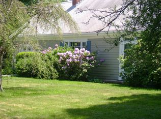 9 Emmons Rd, Falmouth, MA 02540