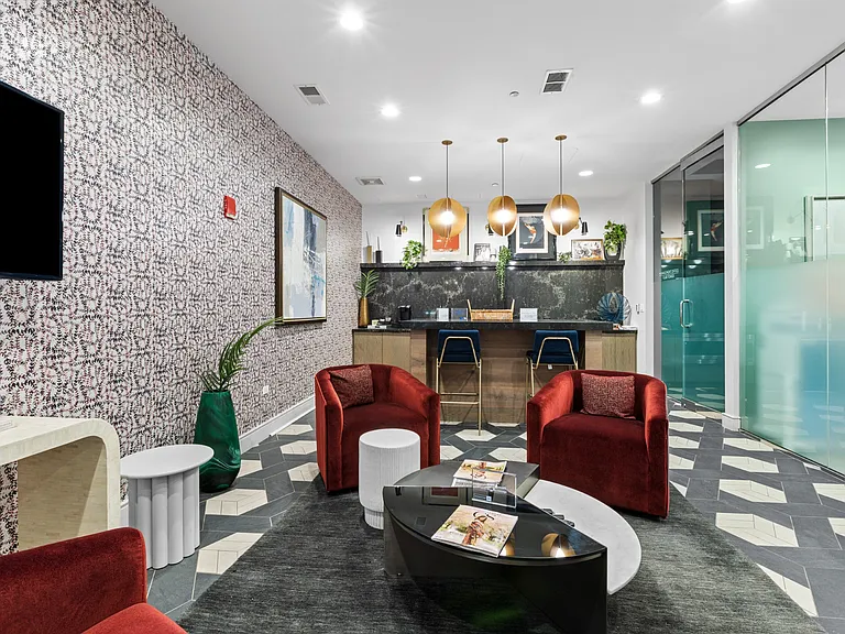 Flair Tower Apartments — Photo 38