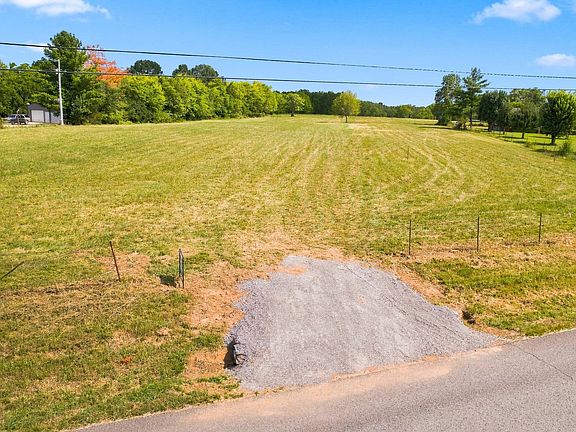 5th image of 349 Branham Mill Rd