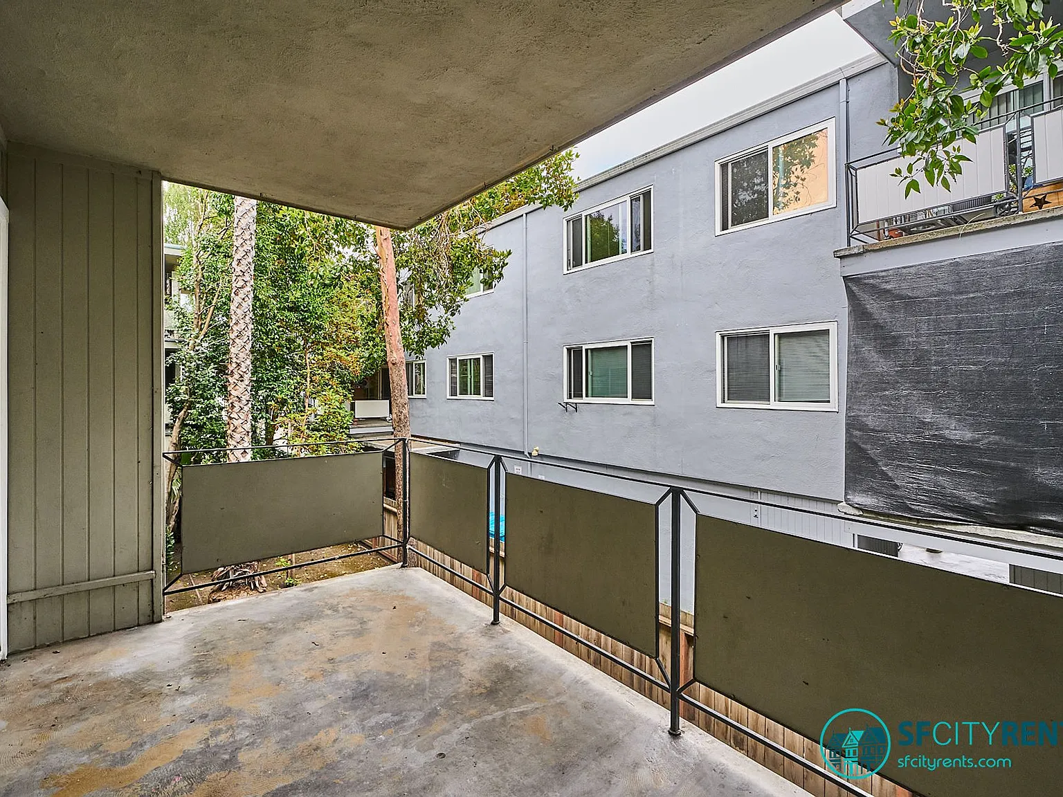 Redwood City: Spacious 2 bed 1 Ba w/ Private Balcony, Shared Laundry & Parking Included — Photo 4