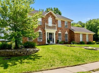 3492 Summerlyn Dr, Saint Louis, MO 63129