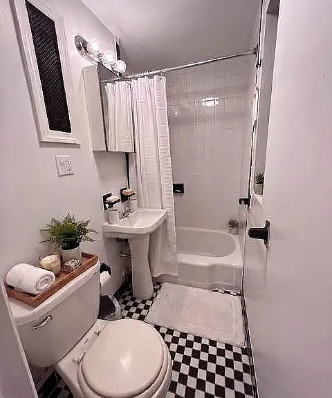 319 E 25th St #2B — Photo 5