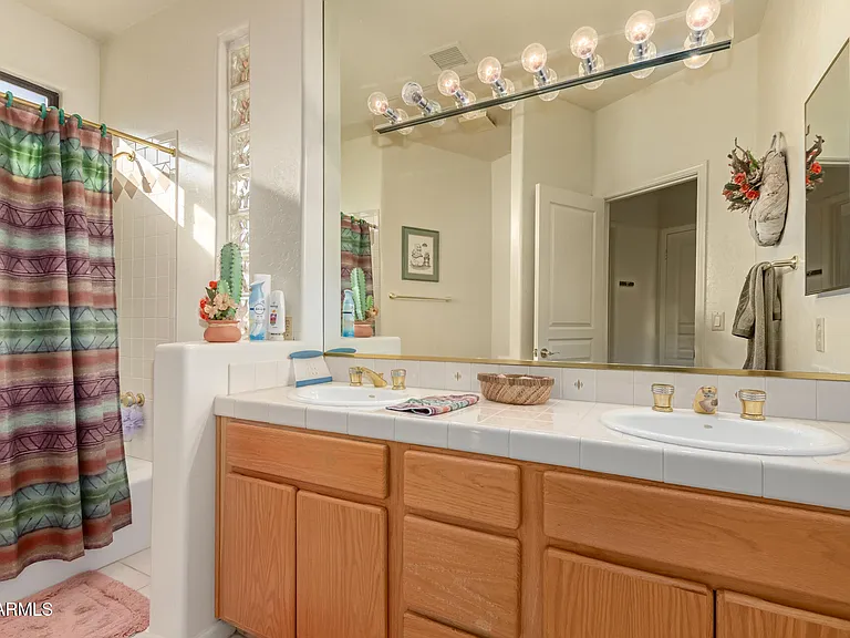 15048 N Elena Dr — Photo 19