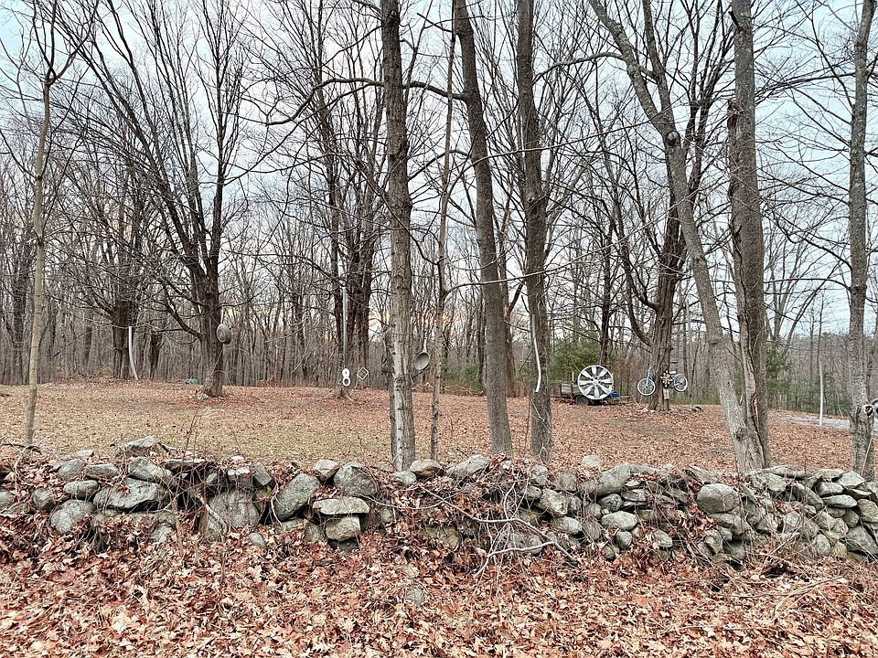 1st image of 220 Burlingame Rd