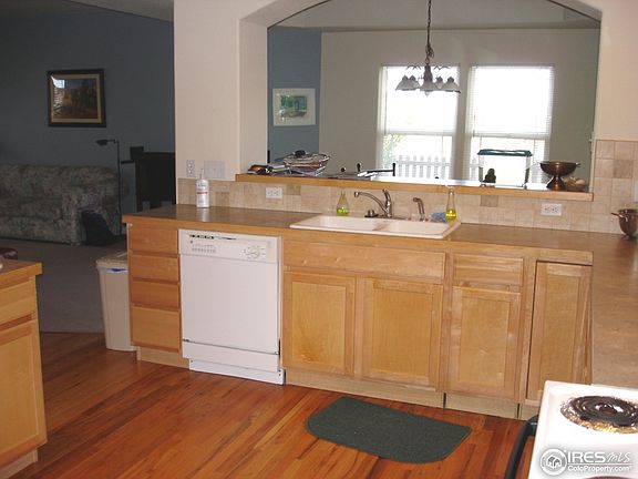 2nd image of 415 S Parkside Dr